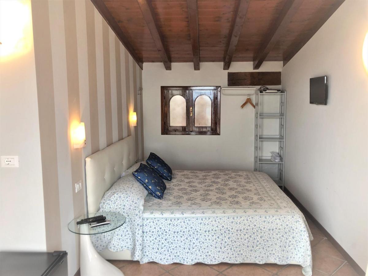 Villa Garuti Village Padenghe sul Garda Εξωτερικό φωτογραφία