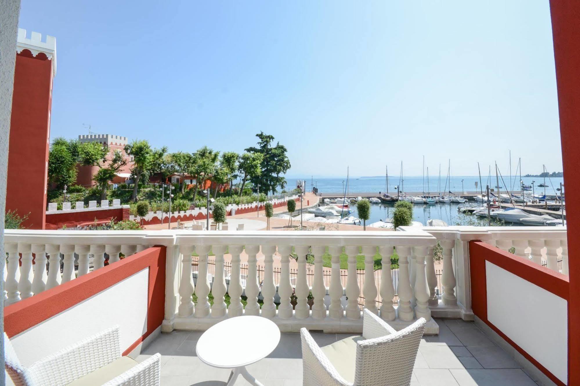 Villa Garuti Village Padenghe sul Garda Εξωτερικό φωτογραφία