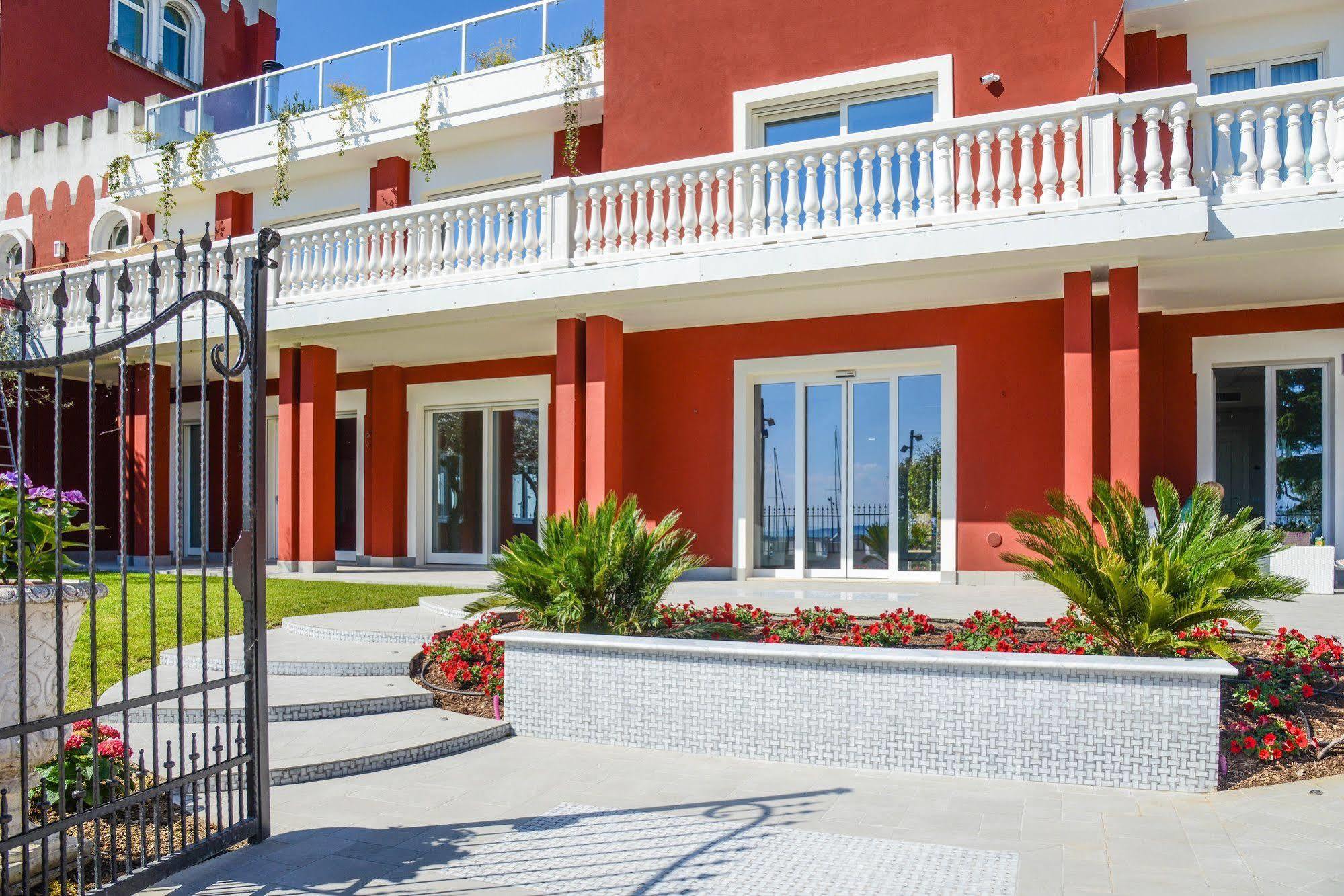 Villa Garuti Village Padenghe sul Garda Εξωτερικό φωτογραφία