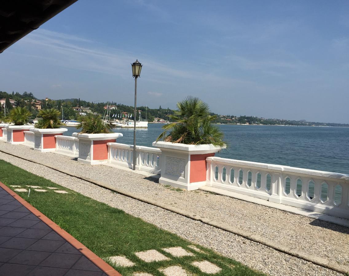 Villa Garuti Village Padenghe sul Garda Εξωτερικό φωτογραφία