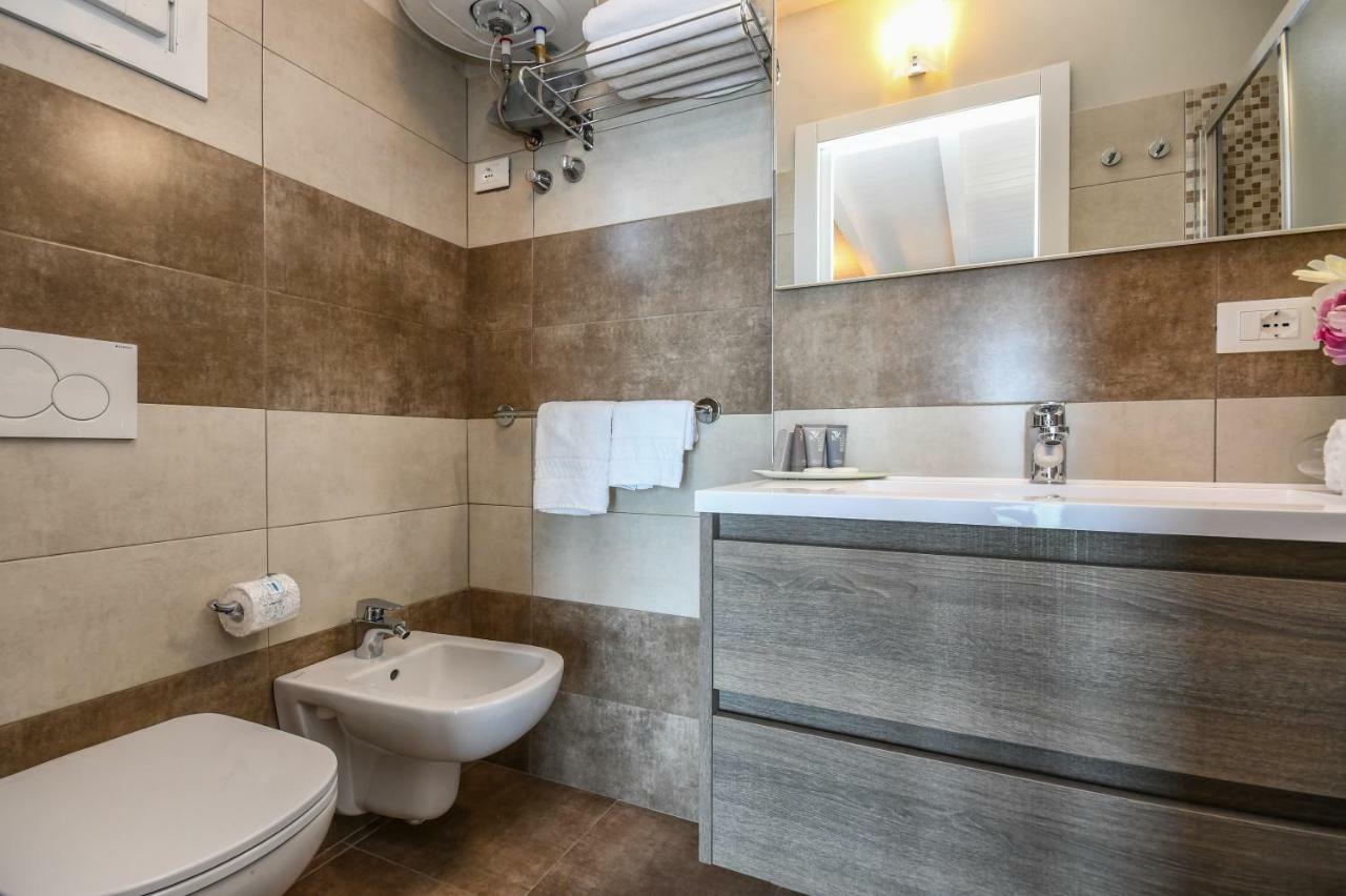 Villa Garuti Village Padenghe sul Garda Εξωτερικό φωτογραφία